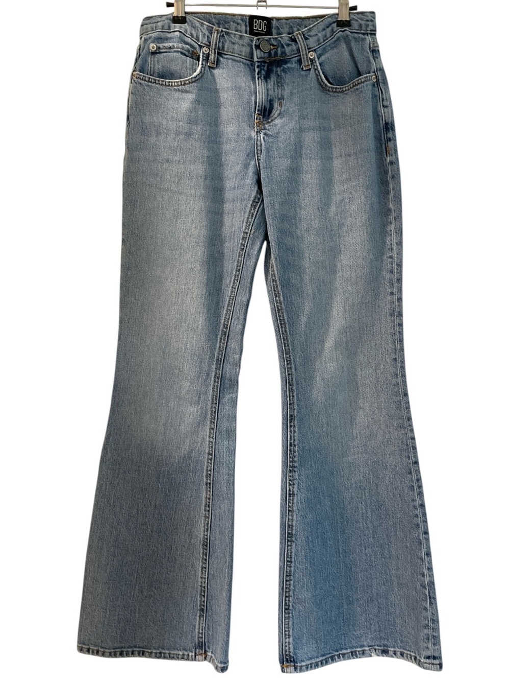 BDG Low-Rise Regular Length Flare Jeans in Vintage Medium 28